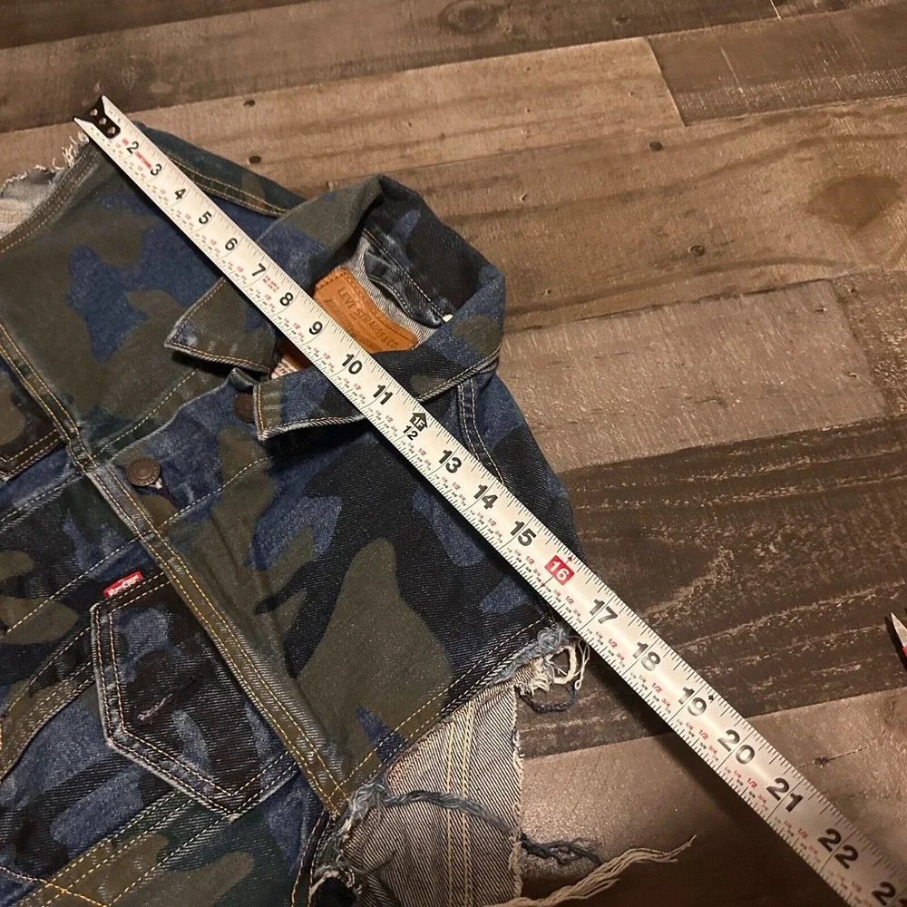 LEVIS Camo Vest Cut Mens Small‎ M Phalarope Trucker Jean Big-E Denim Blue Green